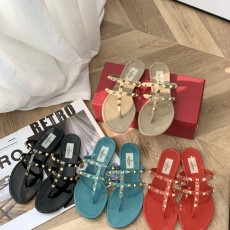 발렌티노 슬리퍼