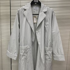 톰브라운 가운