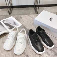 메종마르지엘라 스니커즈