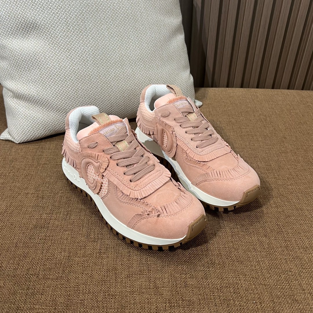 디올 스니커즈