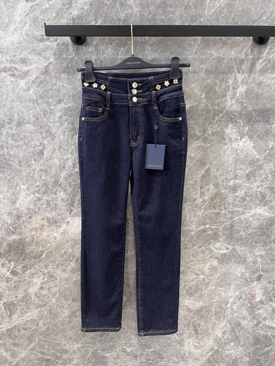 루이비통 청바지