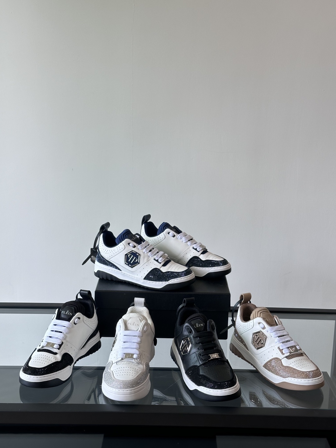 필립플레인 스니커즈
