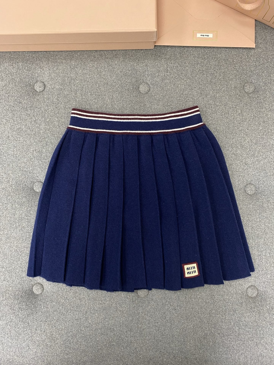 미우미우 치마