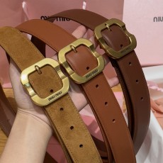 미우미우 벨트
