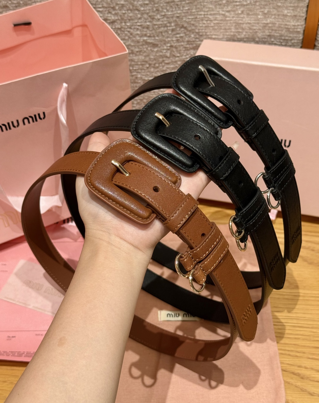 미우미우 벨트